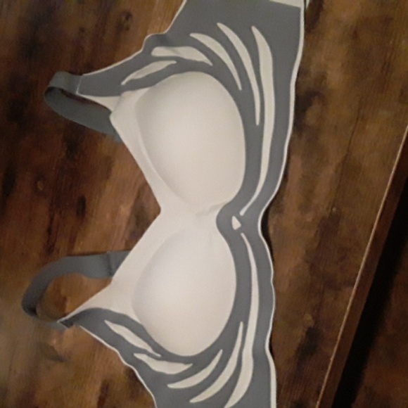 NWOT FHTECO XL Grey Padded Wirefree Lifting Anti-sagging Bra Seamless - Picture 1 of 12